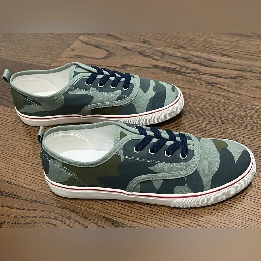 Mini Boden Printed Low Top Sneakers (Size 38)